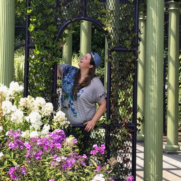 Meet your Posher, Sidney - Picture 2 of 2